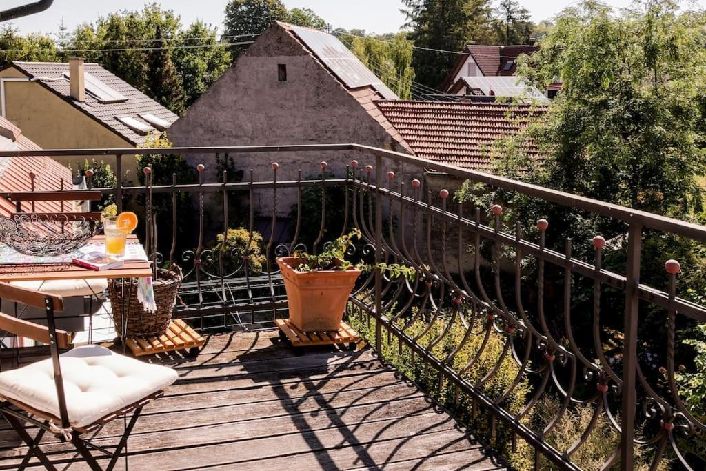 Charmante, Grosszuegige Ferienwohnung Villa Fleurie Bretten Bagian luar foto