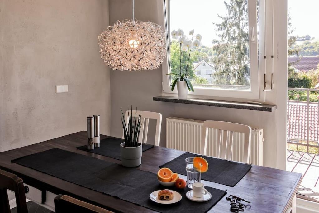 Charmante, Grosszuegige Ferienwohnung Villa Fleurie Bretten Bagian luar foto